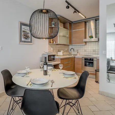 Stiv Luxe Apartamento *